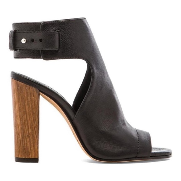 Vince "Addie" booties sandals sz 7.5 black leather - Picture 1 of 9